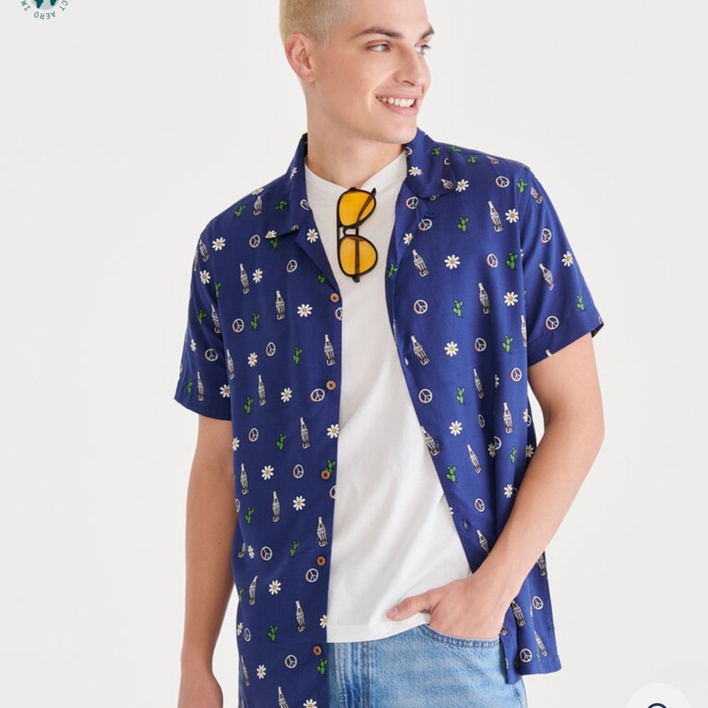 Aero  coca cola button up